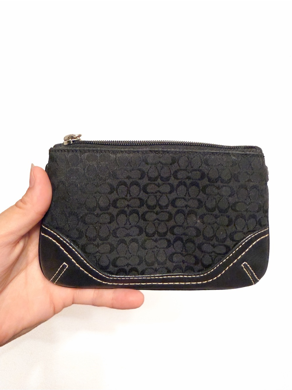 Coach Black Signature Jacquard Wristlet Pouch - Picture 2 of 4